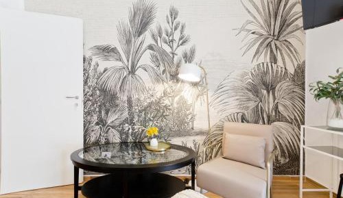 Four-Bedroom Deluxe Apartment