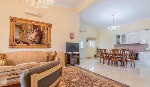 One-Bedroom Villa