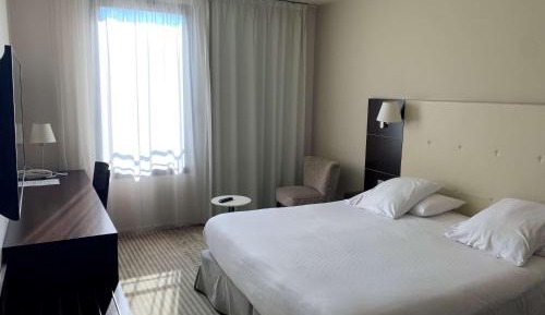 Superior Queen Room with Garden View