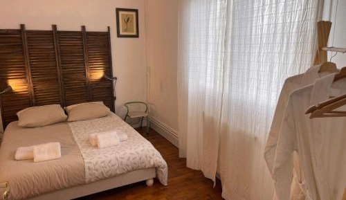 Double Room with Shared Bathroom