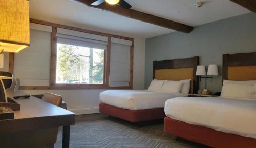 Lodge Queen Room with Two Queen Beds