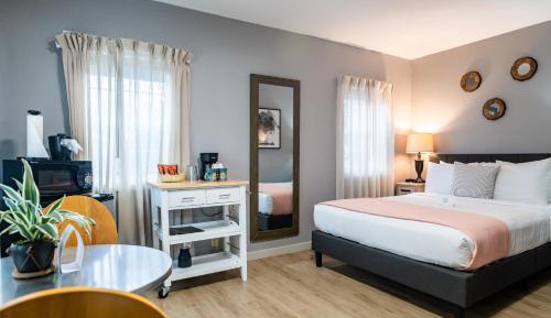 Queen Room