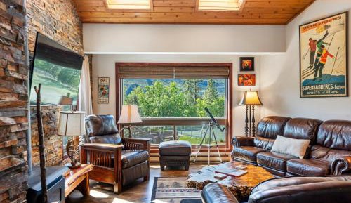 Two Bedroom Apartment 