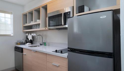 Two-Bedroom Suite - Corner 