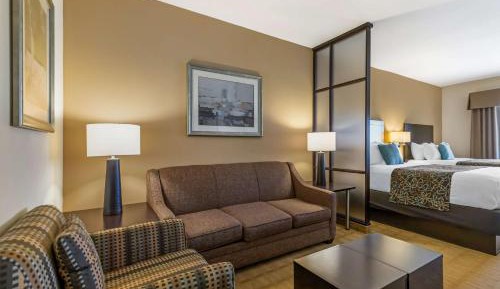 Deluxe Queen Room with Two Queen Beds - Non Smoking