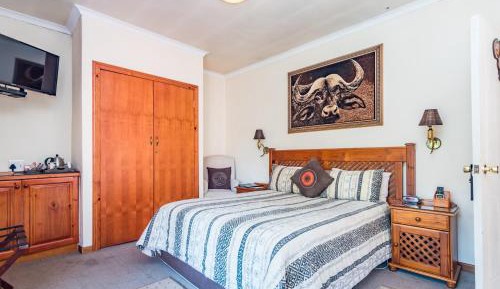 Queen Room with Balcony