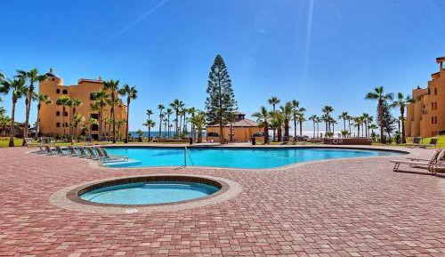 Two-Bedroom Apartment with Sea View