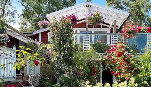 Two-Bedroom Holiday Home