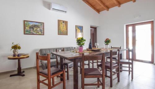 Five-Bedroom Holiday Home