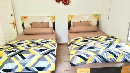 Triple Room with Private Bathroom