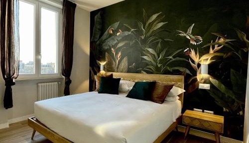 Two-Bedroom Deluxe Apartment