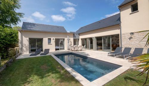 Four-Bedroom Holiday Home