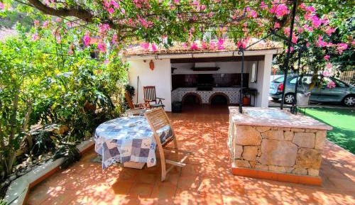 Studio with Garden View