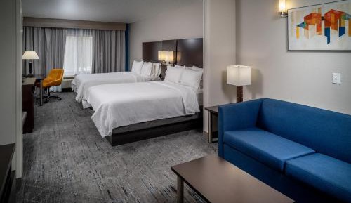 Suite with Two Queen Beds