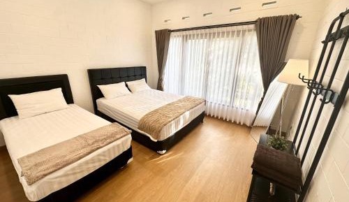 Triple Room with View