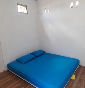 Standard Double Room with Shared Bathroom