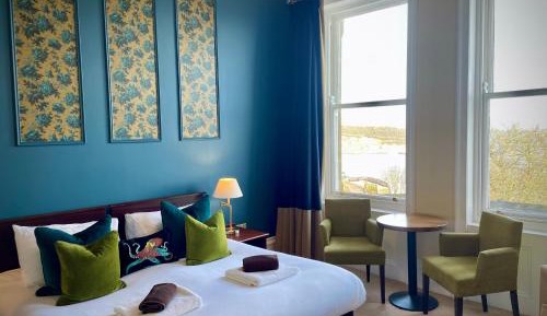 Second Floor Sea View King or Twin