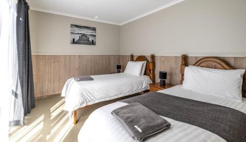 Two-Bedroom Apartment 4