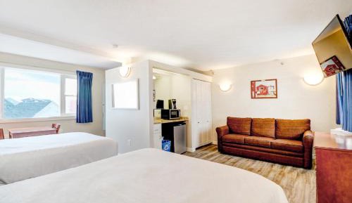 Studio with Pool View