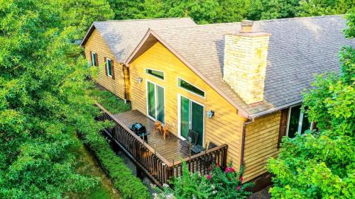Three-Bedroom Holiday Home 