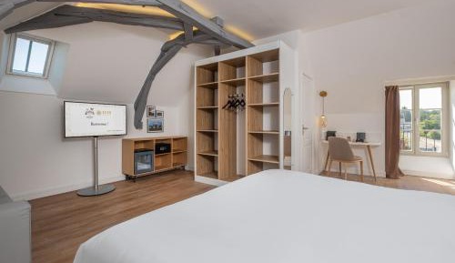 Prestige Room