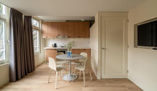1 Bedroom Apartment with AC and Sofa Bed