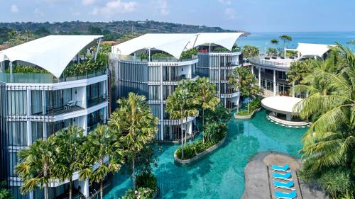 Deluxe Room, Larger Guest room, 1 King, Lagoon access