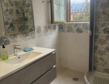 Comfort Triple Room with Shower