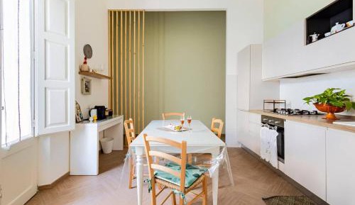 Apartment with Garden View