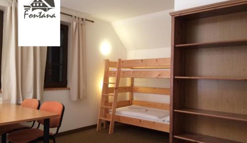 Quintuple Room