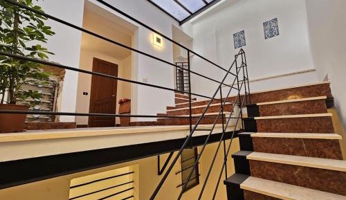 Studio Apartment with Balcony