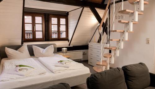 Maisonette Apartment (4 Adults)