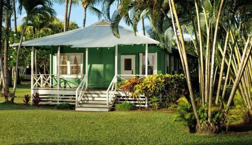 Coast Cottage Three Bedroom with Garden View