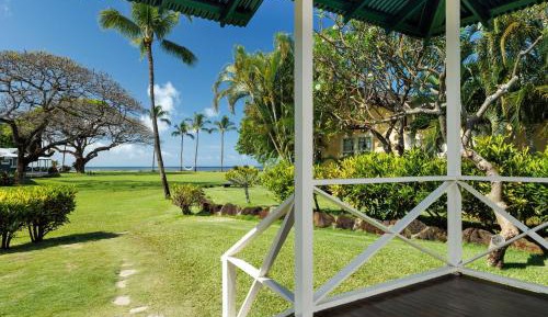 Coast Cottage Three Bedroom with Ocean View