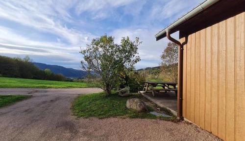 Holiday Home (6 Adults)