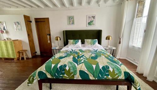 Large Double Room