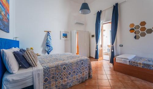 Studio with Mountain View