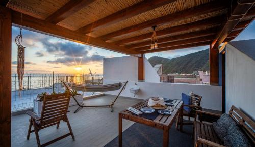 Studio with Sea View