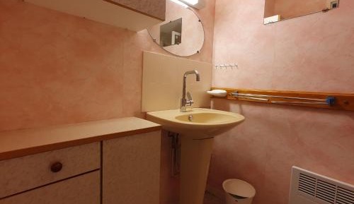 Holiday Home (4 Adults)