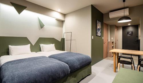 Deluxe Studio Apartment