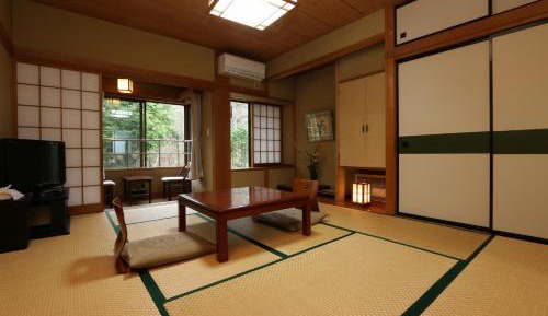 Japanese-Style Room with Shared Bathroom - Non-Smoking