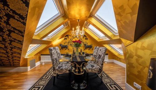 Apartment - Split Level