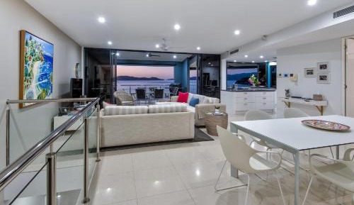 3 Bedroom Sea View Apartment – Apartment 15