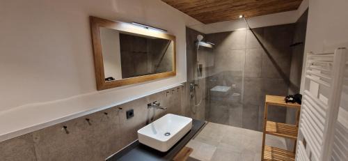 Two-Bedroom Apartment with Bathroom