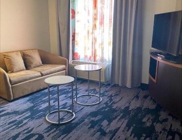 1 Bedroom 2 room Suite, 1 King, Sofa bed