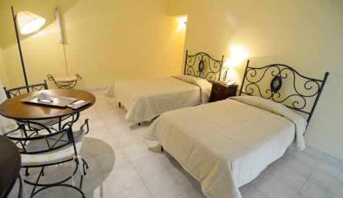 Apartment (2 Adults)