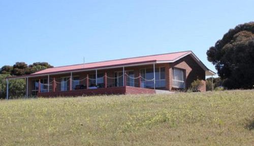 Three-Bedroom Holiday Home 