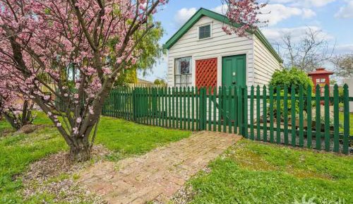 Double Room - Garden Cottage Studio