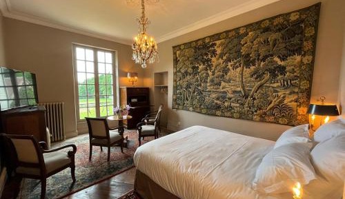 Queen Room with Garden View