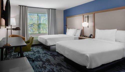 Standard Queen Room with Two Queen Beds
